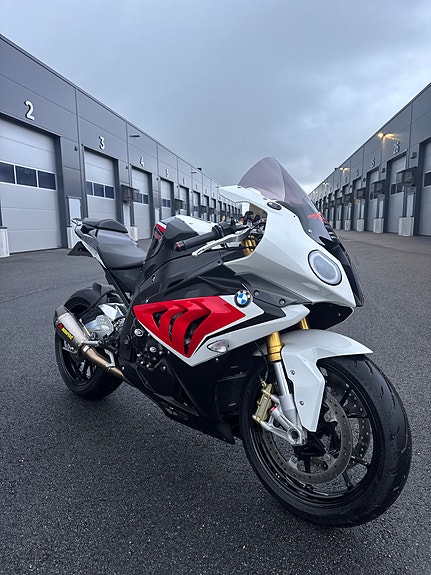 BMW S 1000 RR 2 of 26