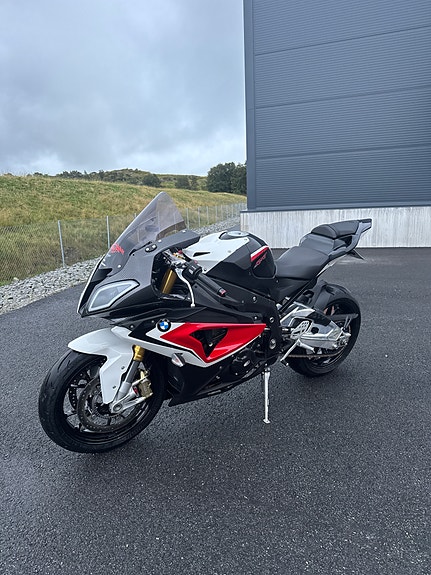 BMW S 1000 RR 18 of 26