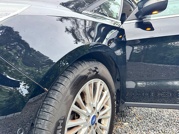 Ford Galaxy 10 of 13