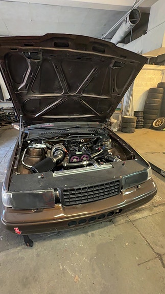 Volvo 760 5 of 13