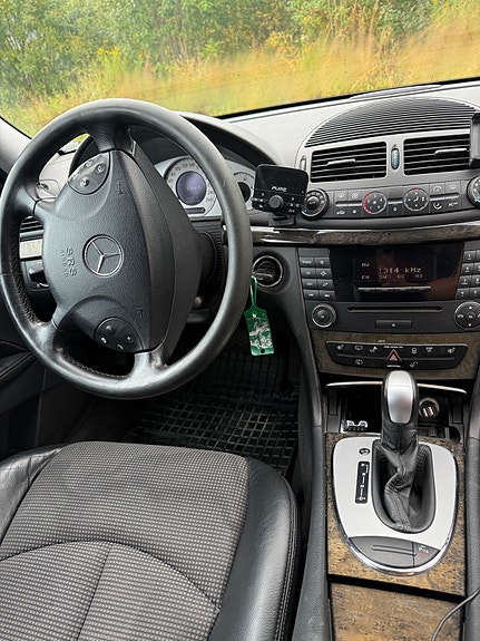 Mercedes-Benz E220 d 15 of 21