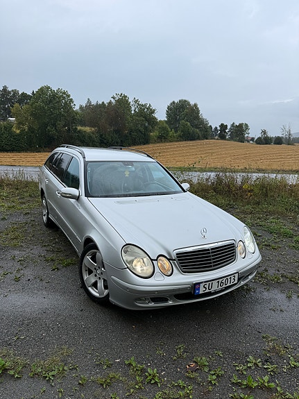 Mercedes-Benz E220 d 4 of 21