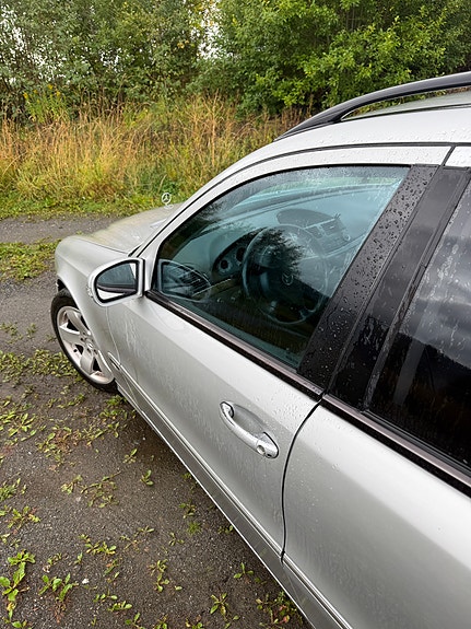 Mercedes-Benz E220 d 10 of 21