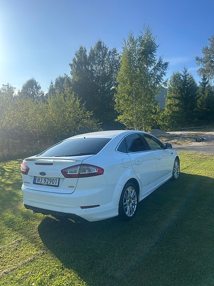 Ford Mondeo 5 of 18