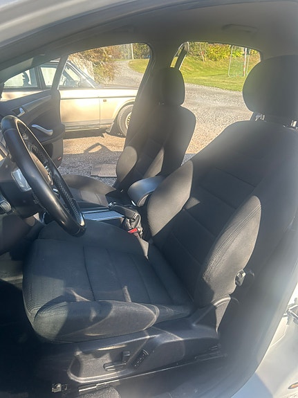 Ford Mondeo 10 of 18