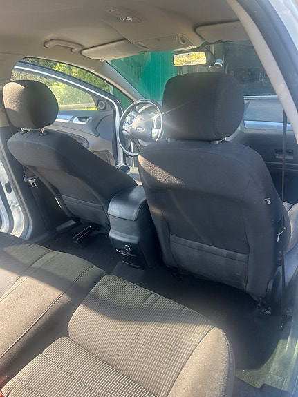 Ford Mondeo 15 of 18