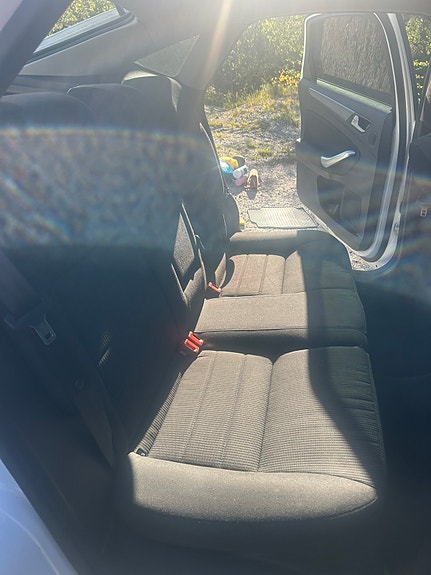 Ford Mondeo 14 of 18