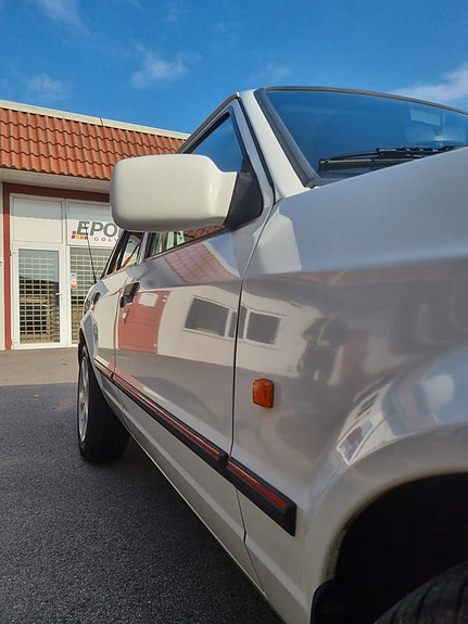 Ford Escort 4 of 13