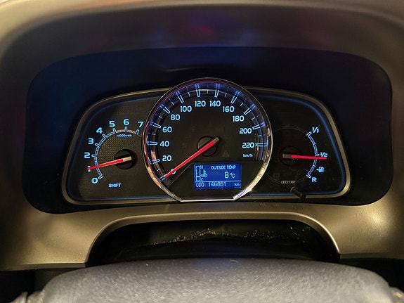 Toyota RAV4 12 of 30
