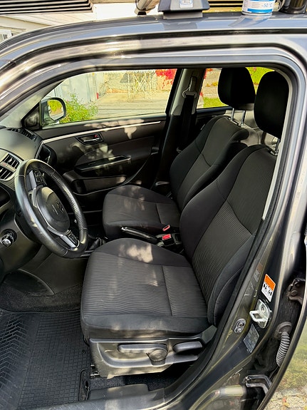 Suzuki Swift 11 of 15