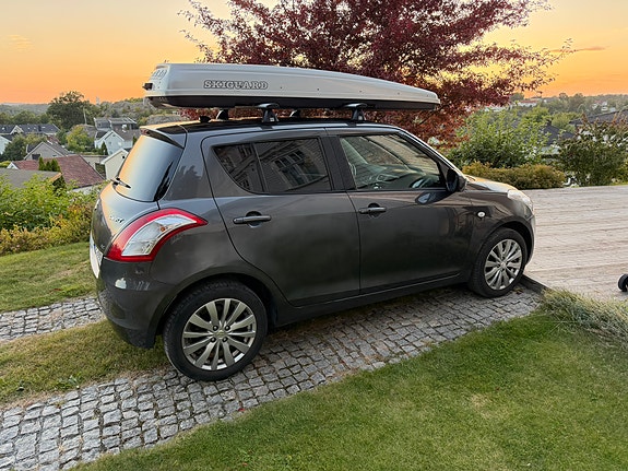 Suzuki Swift 3 of 15