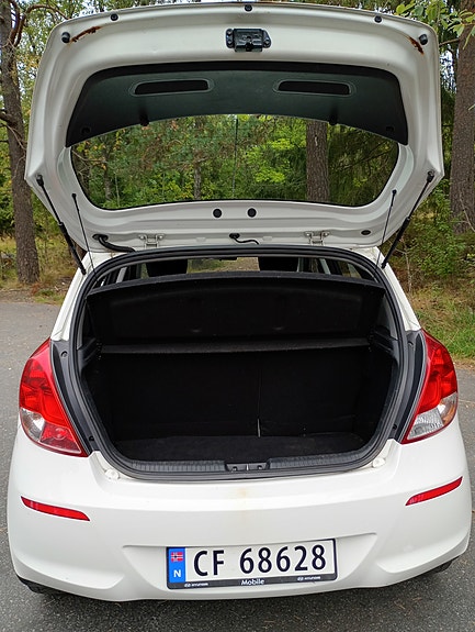 Hyundai i20 11 of 30