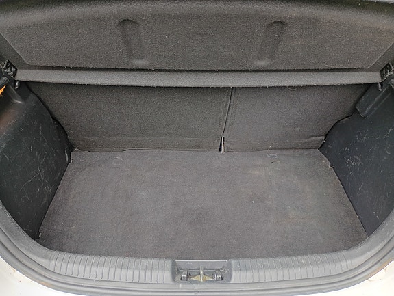 Hyundai i20 14 of 30