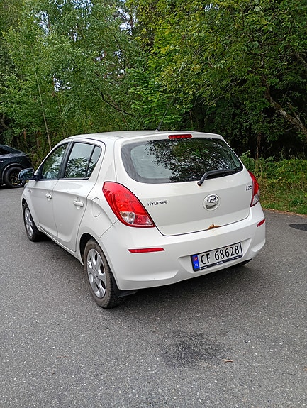 Hyundai i20 5 of 30