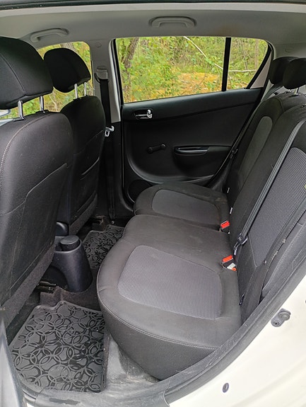 Hyundai i20 22 of 30