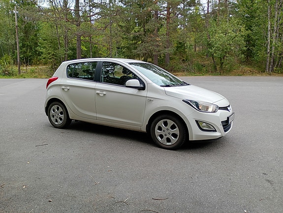 Hyundai i20 7 of 30