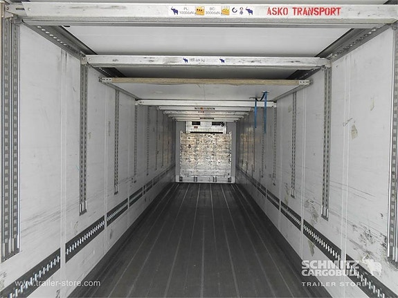 Schmitz Cargobull Reefer Multitemp 3 of 11
