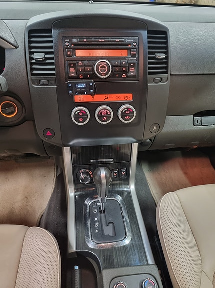 Nissan Pathfinder 27 of 30
