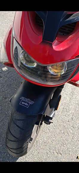 Aprilia SR 50 LC 3 of 5