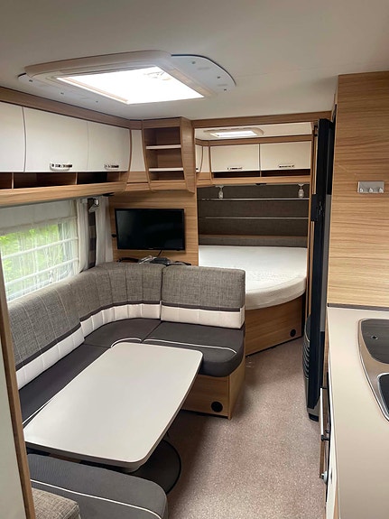 Dethleffs Camper 650 10 of 28