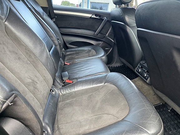 Audi Q7 6 of 9