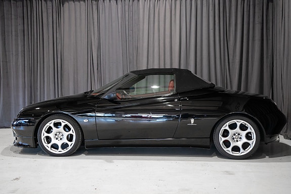 Alfa Romeo Spider 12 of 30