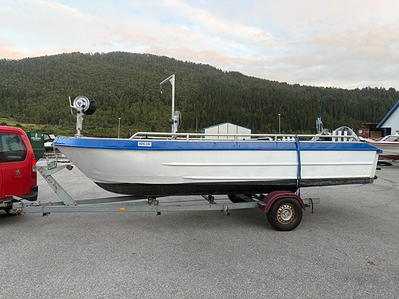 Kaasbøll 606 teinebåt med Suzuki DF90 20 of 30