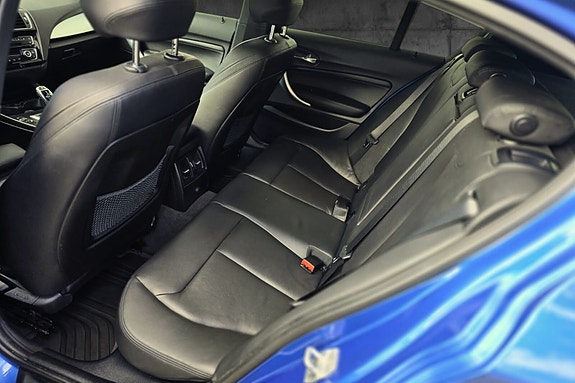 BMW 120d 9 of 15