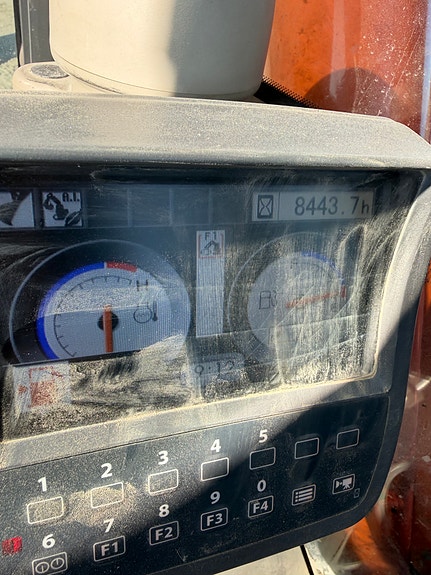 Hitachi 160 lc 15 of 19