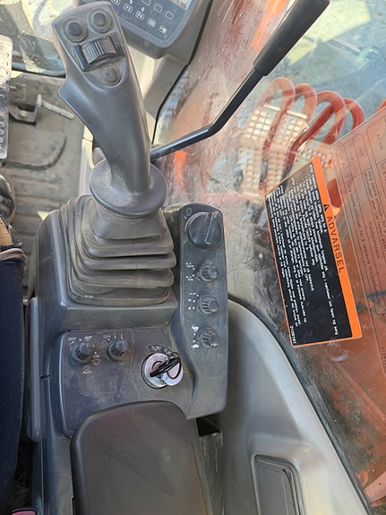 Hitachi 160 lc 16 of 19