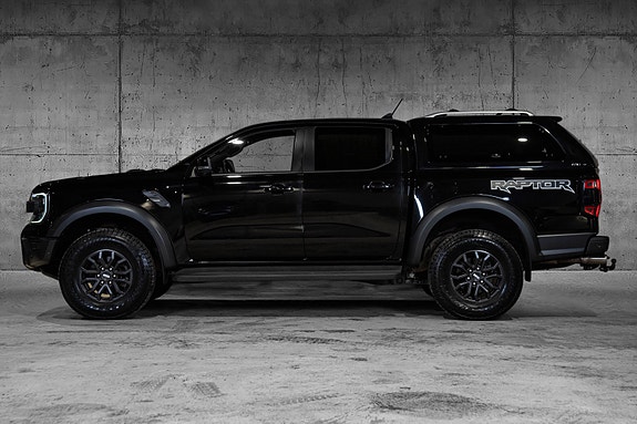 Ford Ranger Raptor 6 of 30