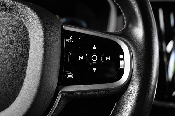 Volvo V60 23 of 30