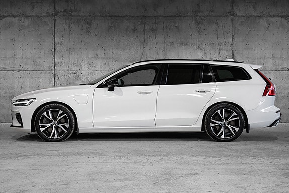 Volvo V60 5 of 30