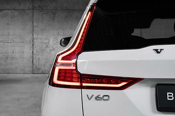 Volvo V60 10 of 30