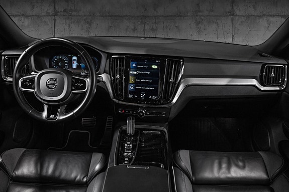Volvo V60 20 of 30