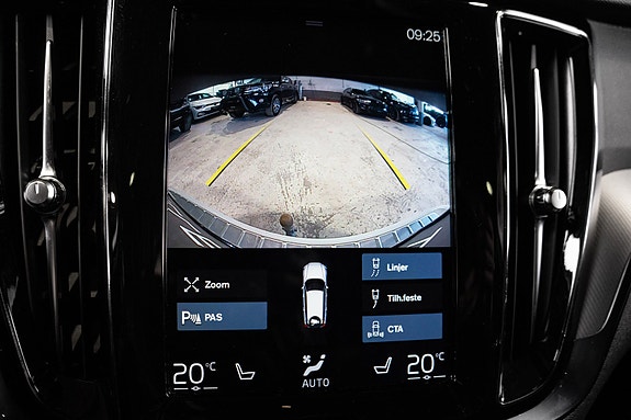 Volvo V60 27 of 30