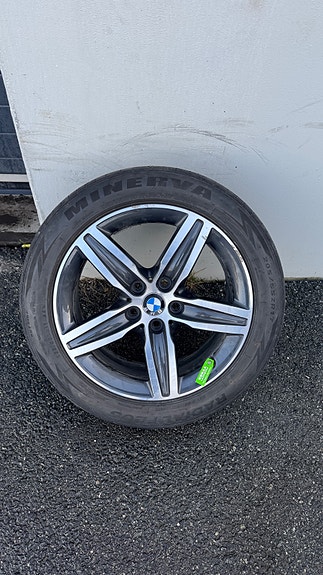 BMW 225xe 24 of 24