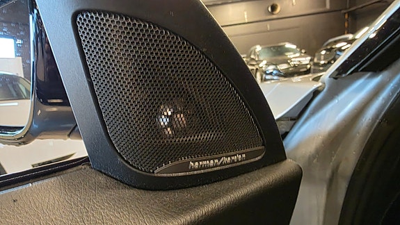 BMW 220i 11 of 23