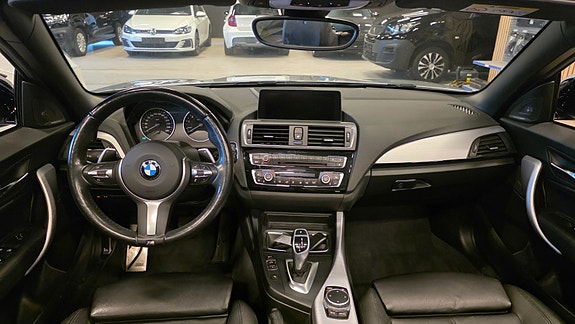 BMW 220i 9 of 23