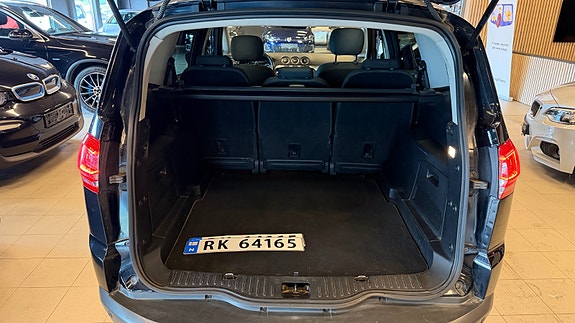 Ford S-MAX 9 of 18