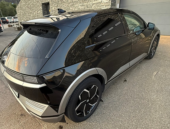 Hyundai Ioniq 5 4 of 21