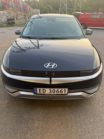 Hyundai Ioniq 5 2 of 21