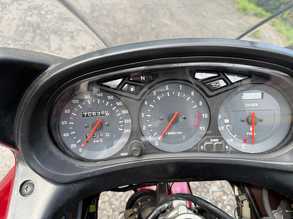 Yamaha XJ 900 Diversion 12 of 12