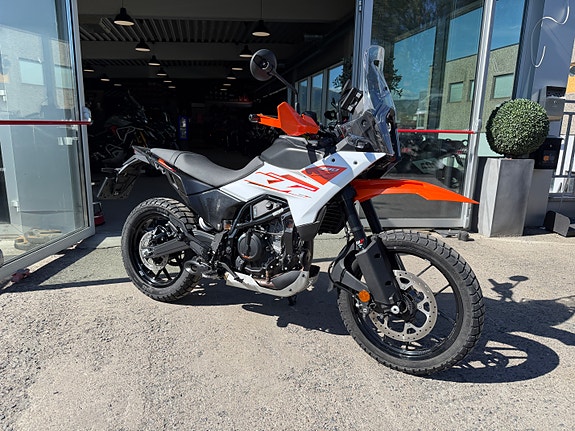 KTM 390 Adventure 11 of 14