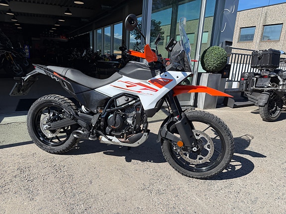 KTM 390 Adventure 10 of 14