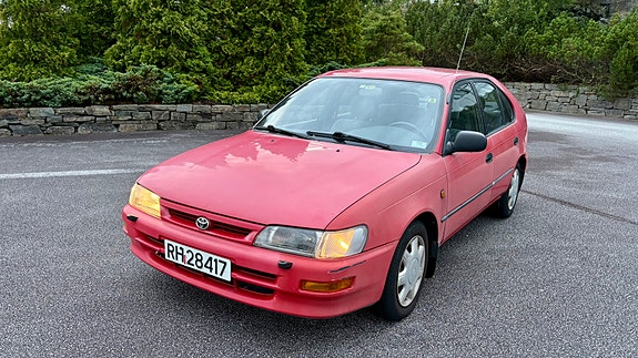 Toyota Corolla 4 of 24