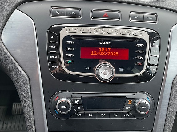 Ford Mondeo 9 of 21