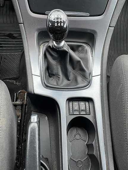 Ford Mondeo 10 of 21