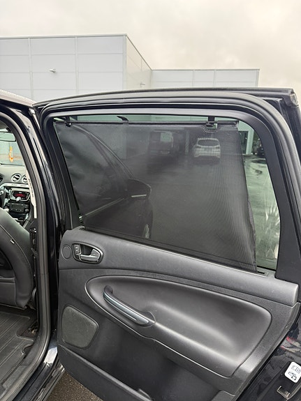Ford S-MAX 8 of 16