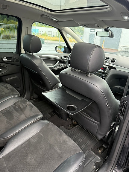 Ford S-MAX 9 of 16